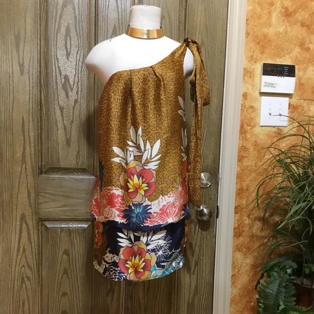 TRF SATINY FLORAL ONE SHOULDER DRESS TOP​